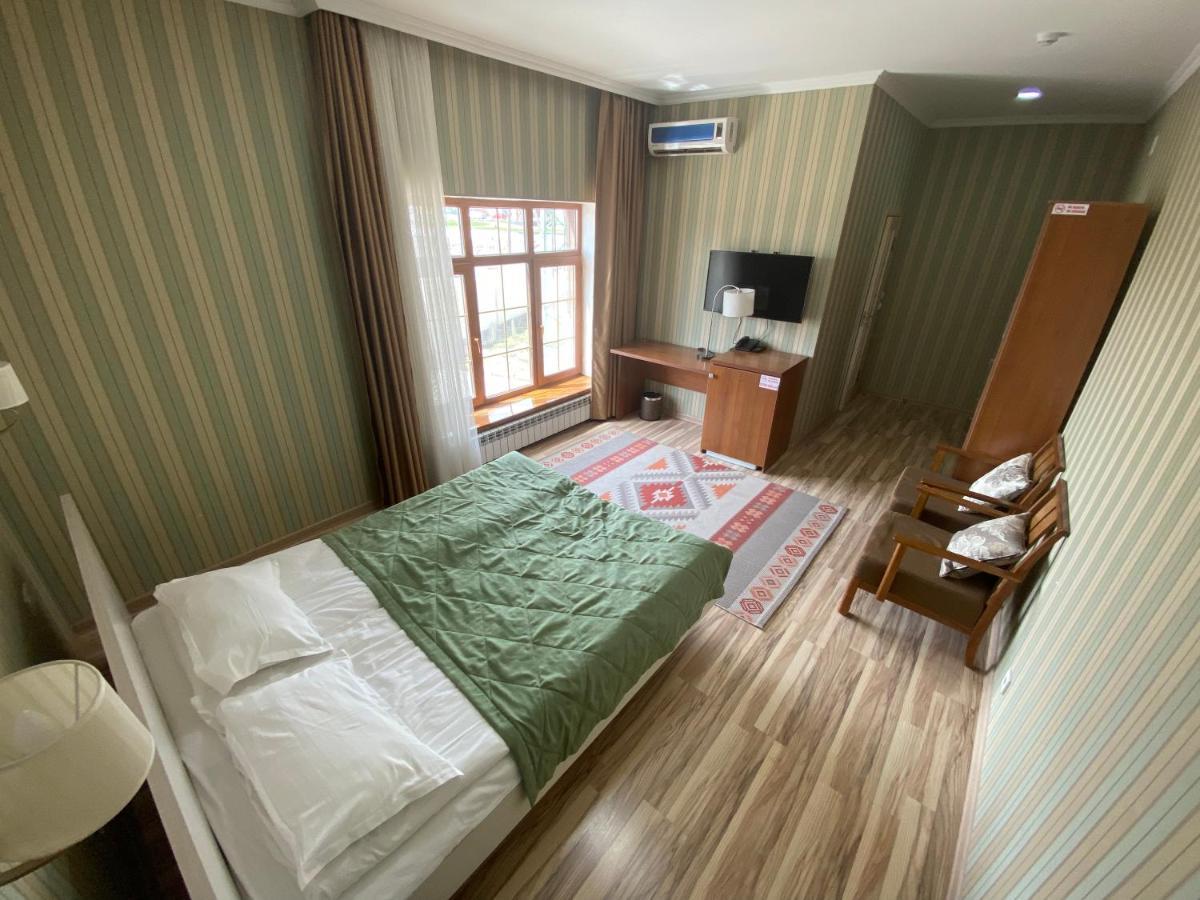 Azimut Hotell Ysyk-Köl Eksteriør bilde